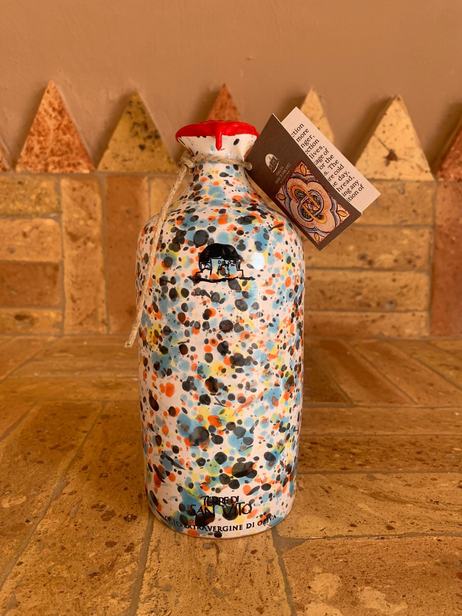 NEW IN: Multi Speckled Patterned Terracotta Jar – extra virgin olive oil