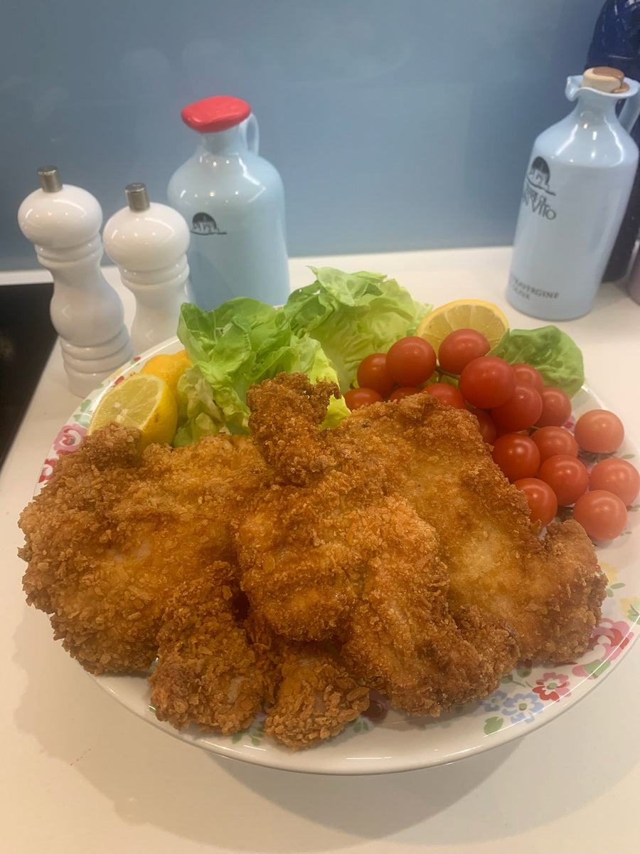 Chicken in breadcrumbs) (Chicken Milanese)
