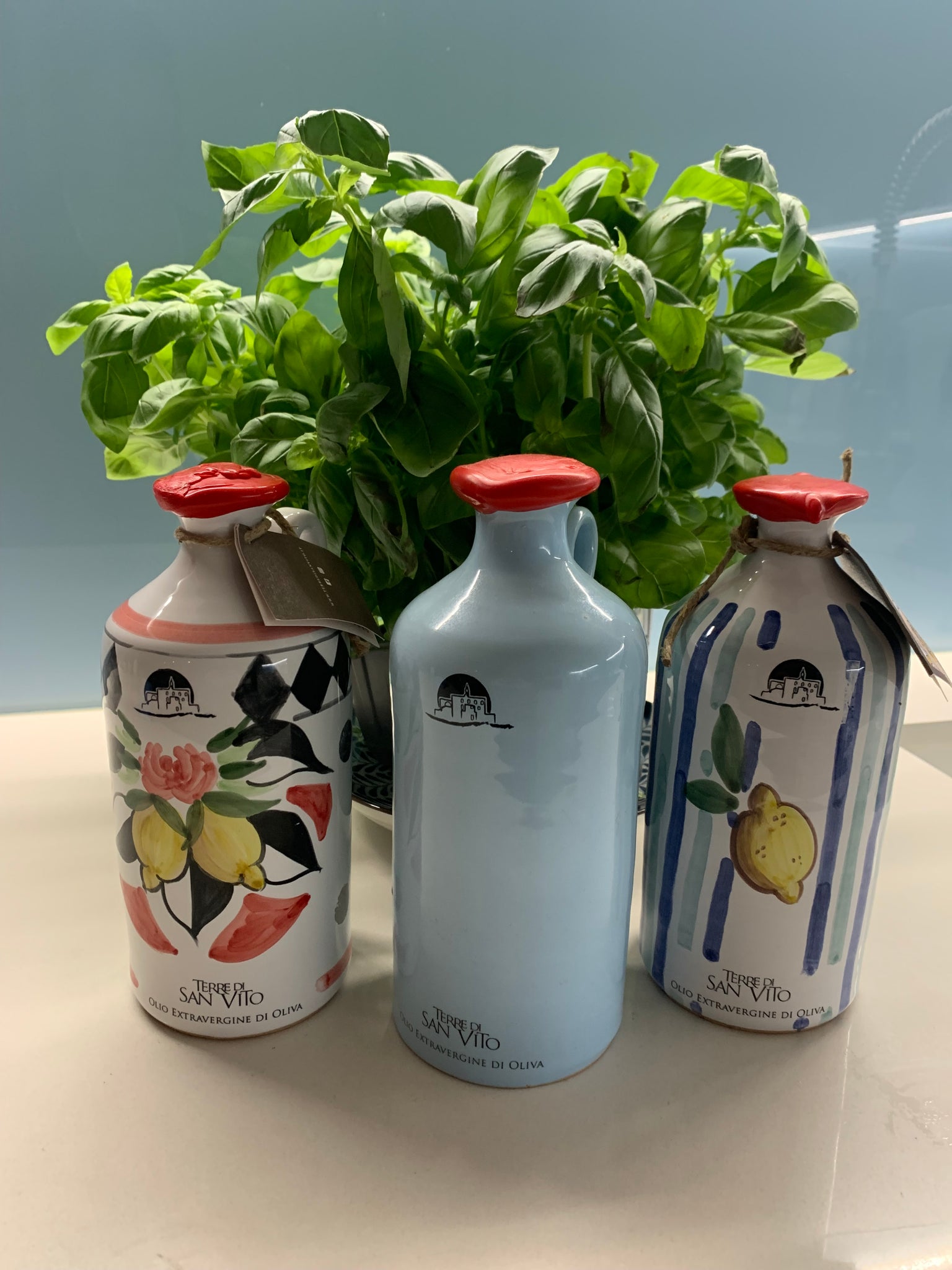 Sky blue terracotta jar – extra virgin olive oil