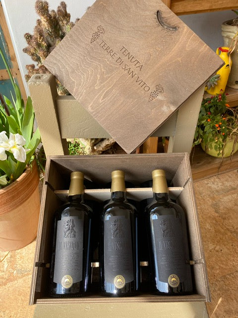 black label, limited edition, il vescoco, terre di san vito red wine