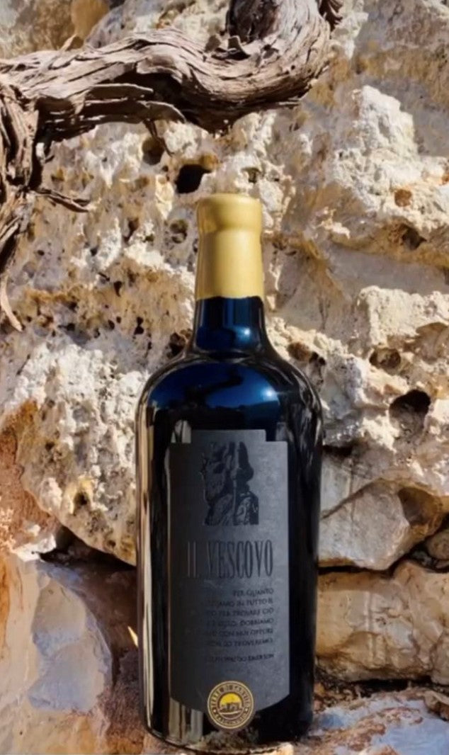 black label, limited edition, il vescoco, terre di san vito red wine